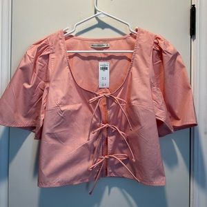 NWT Abercrombie open bow blouse